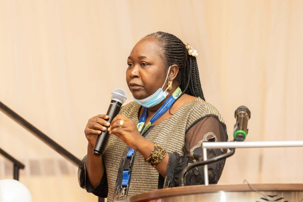 CIHP Representative presenting a memorandum